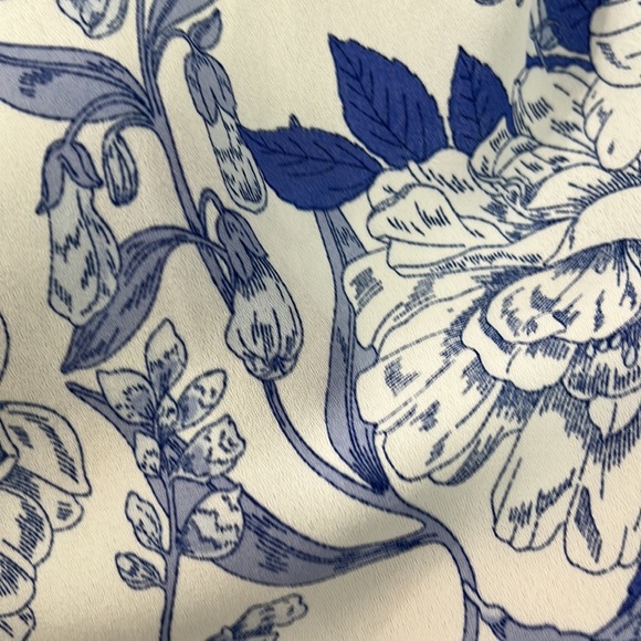 Blouse - Picture 4 of 6